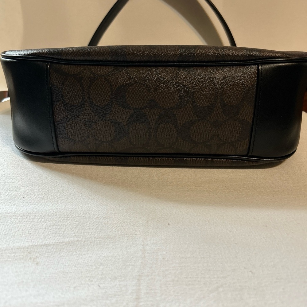 Purse - Picture 5 of 5